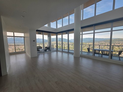 5404-4880 Lougheed Highway, Burnaby, BC 