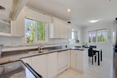 4708 Inverness Street, Vancouver, BC 