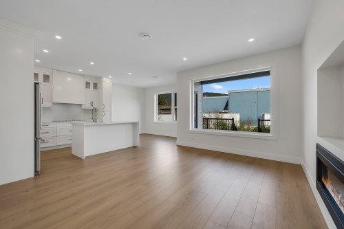 1005 Phare Crescent, Pemberton, BC - Indoor With Fireplace