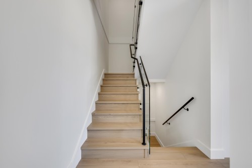 1005 Phare Crescent, Pemberton, BC - Indoor Photo Showing Other Room