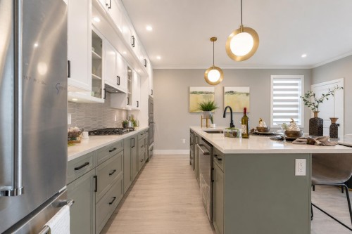 101-1211 Thomas Avenue, Coquitlam, BC 
