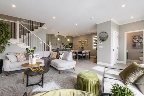 101-1211 Thomas Avenue, Coquitlam, BC 