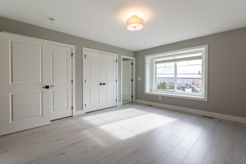 101-1211 Thomas Avenue, Coquitlam, BC 