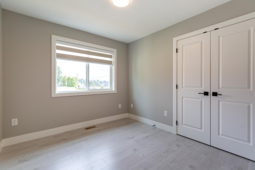 101-1211 Thomas Avenue, Coquitlam, BC 