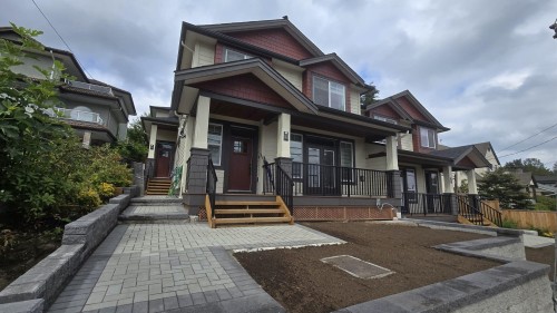 101-1211 Thomas Avenue, Coquitlam, BC 