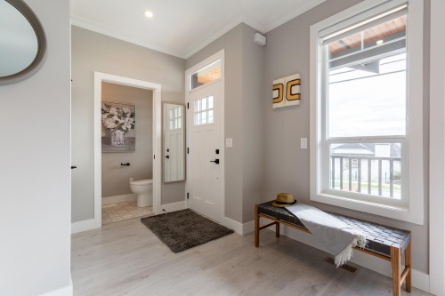 101-1211 Thomas Avenue, Coquitlam, BC 
