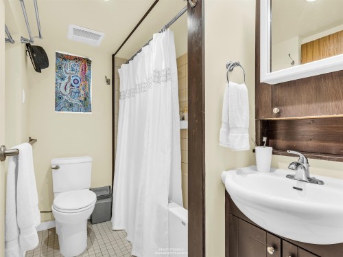 1756 7Th Avenue E, Vancouver, BC 