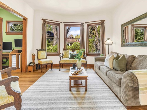 1756 7Th Avenue E, Vancouver, BC 