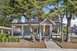 2-902 First Street New Westminster, BC V3L 2J2