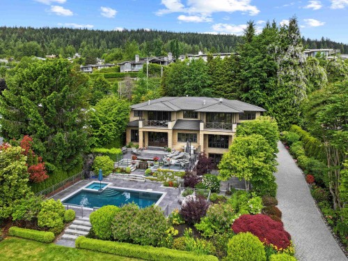 1075 Groveland Road, West Vancouver, BC 
