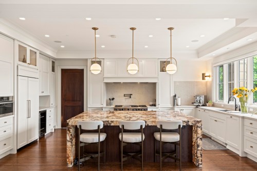 1075 Groveland Road, West Vancouver, BC 