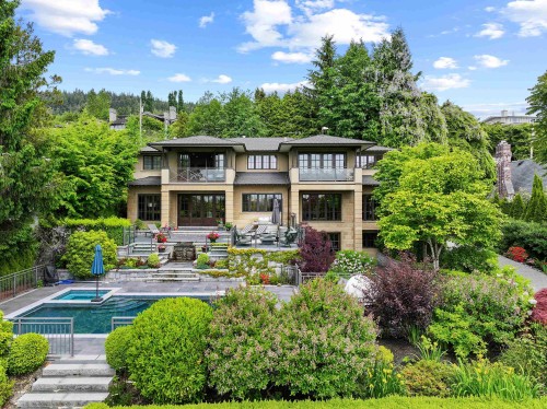 1075 Groveland Road, West Vancouver, BC 