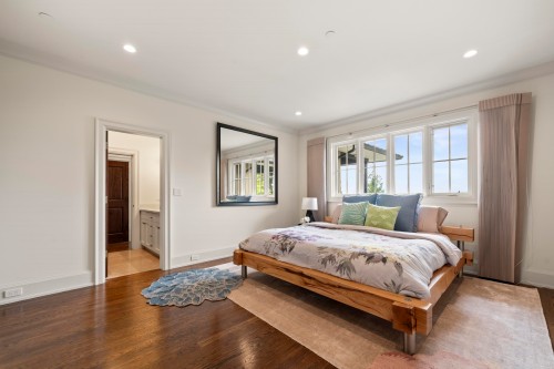 1075 Groveland Road, West Vancouver, BC 