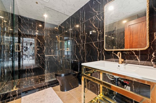 1075 Groveland Road, West Vancouver, BC 