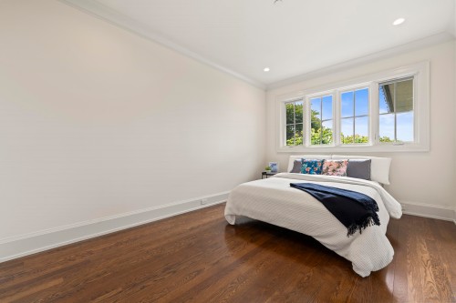 1075 Groveland Road, West Vancouver, BC 