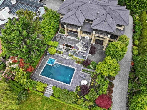 1075 Groveland Road, West Vancouver, BC 