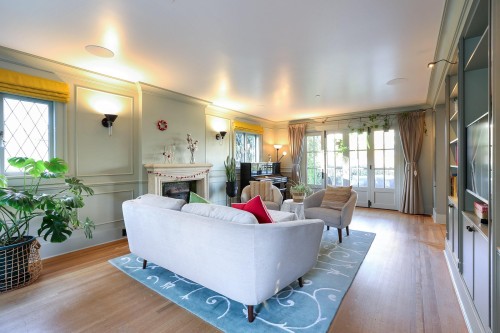 4291 9Th Avenue W, Vancouver, BC 