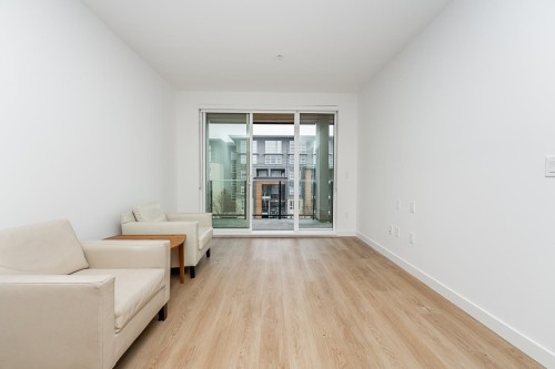 512-9888 University Crescent, Burnaby, BC - Indoor