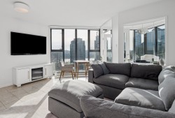 1502-1155 Homer Street  Vancouver, BC V6B 5T5