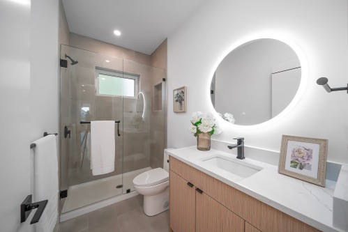 5593 Fleming Street, Vancouver, BC 