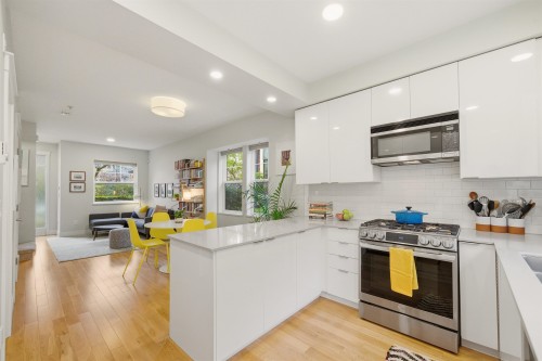 1837 Charles Street, Vancouver, BC 