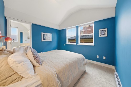 1837 Charles Street, Vancouver, BC 