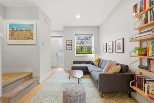 1837 Charles Street, Vancouver, BC 