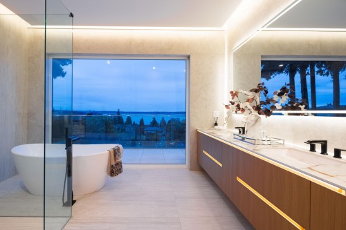 2356 Ottawa Avenue, West Vancouver, BC 