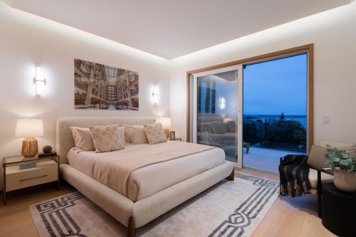 2356 Ottawa Avenue, West Vancouver, BC 