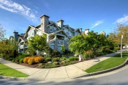 7-7488 Southwynde Avenue Burnaby, BC V3N 5C6