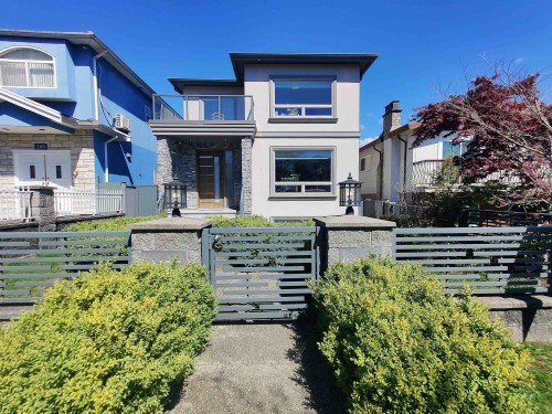 2177 40Th Avenue E, Vancouver, BC 
