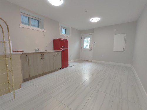 2177 40Th Avenue E, Vancouver, BC 