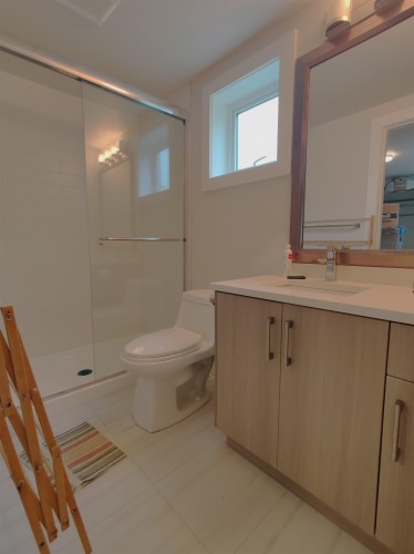 2177 40Th Avenue E, Vancouver, BC 