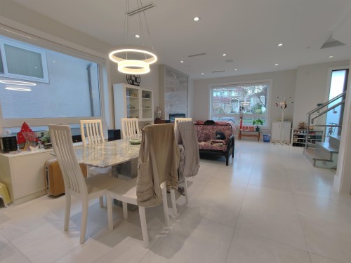 2177 40Th Avenue E, Vancouver, BC 