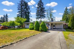 11895 230 Street  Maple Ridge, BC V2X 6R3