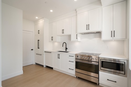 4830 Duchess Street, Vancouver, BC 