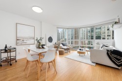 11D-199 Drake Street  Vancouver, BC V6Z 2T9