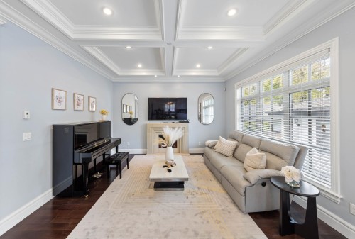 3587 38Th Avenue W, Vancouver, BC 