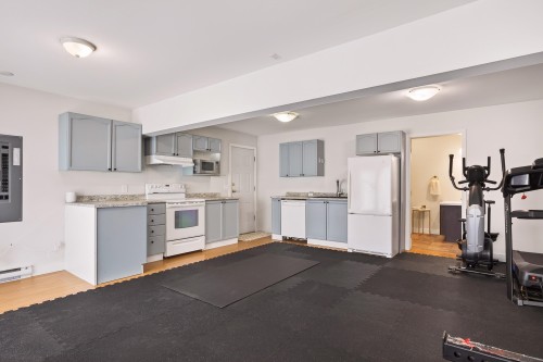 5830 Heron Place, Sechelt, BC 
