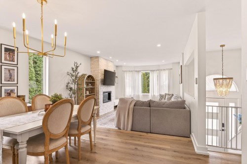 5830 Heron Place, Sechelt, BC 