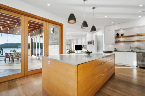 5577 Indian River Drive, North Vancouver, BC 