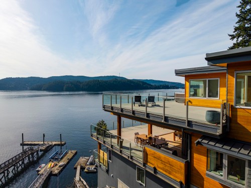 5577 Indian River Drive, North Vancouver, BC 