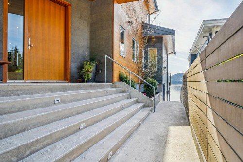 5577 Indian River Drive, North Vancouver, BC 