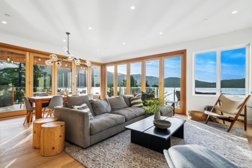 5577 Indian River Drive, North Vancouver, BC 