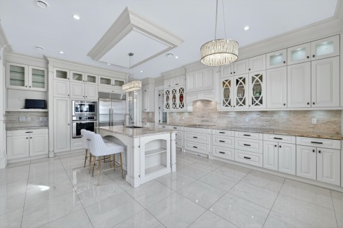 9631 Saunders Road, Richmond, BC 