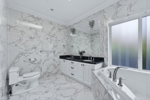9631 Saunders Road, Richmond, BC 