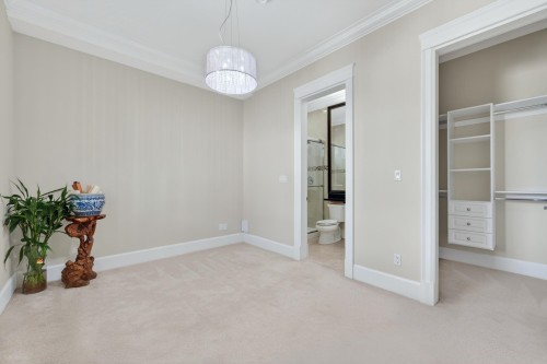 9631 Saunders Road, Richmond, BC 