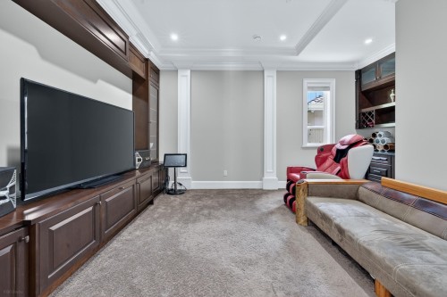 9631 Saunders Road, Richmond, BC 