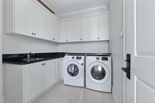 9631 Saunders Road, Richmond, BC 