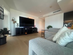 3502-1289 Hornby Street  Vancouver, BC V6Z 0G7